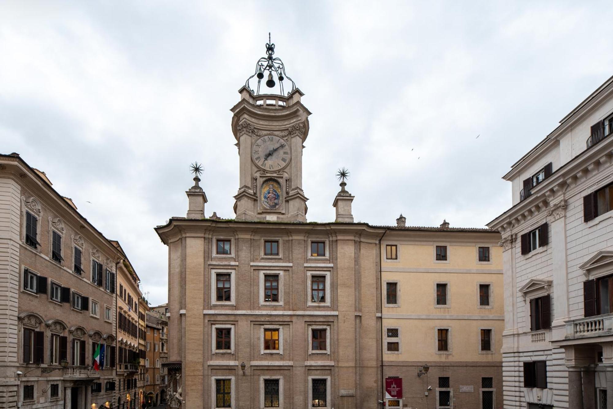 The Best In Rome Orologio Buitenkant foto